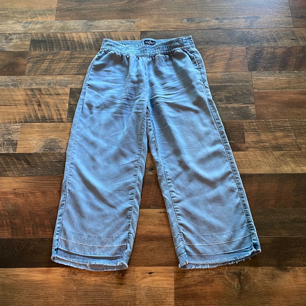 American Eagle cropped chambray jeans